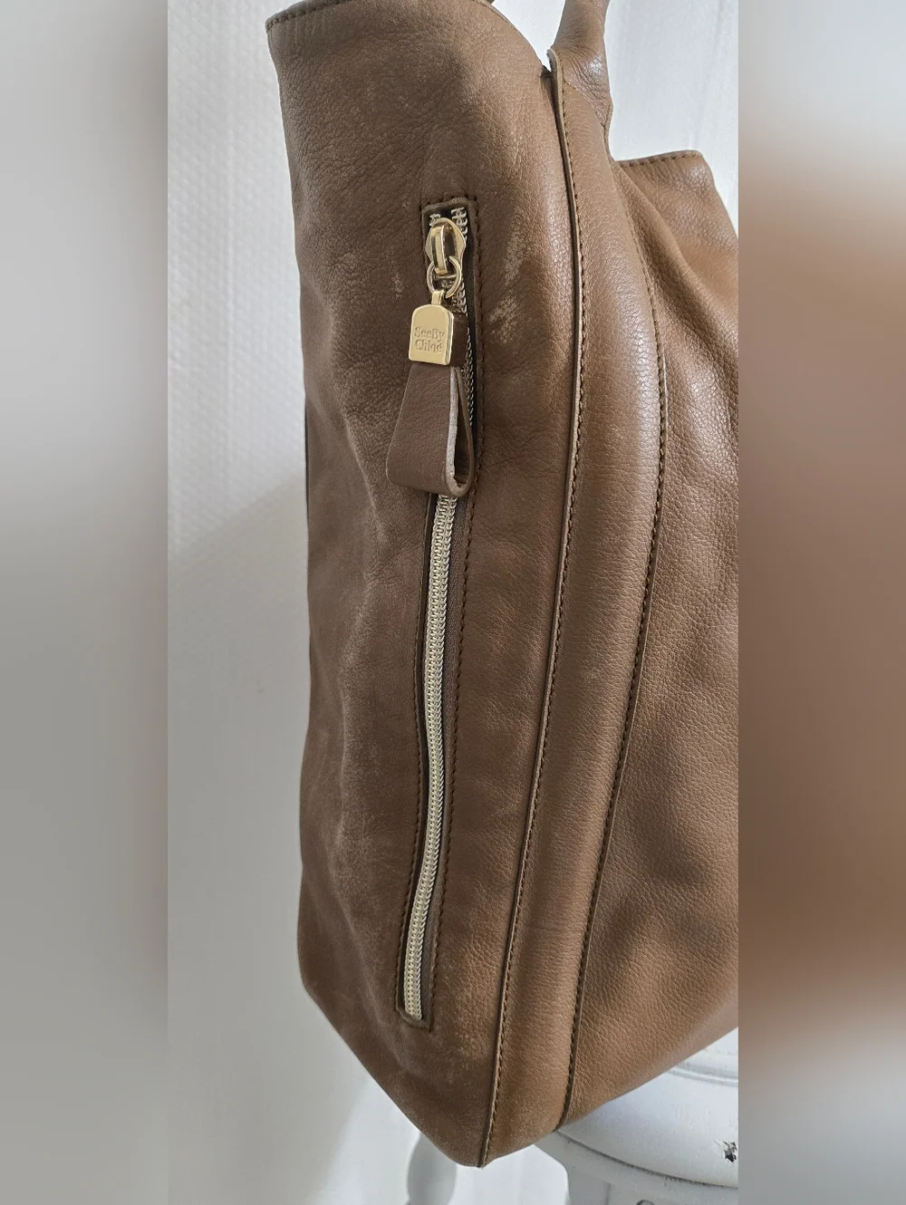GUC SEE BY CHLOE Brown Leathee Harriet Tote Bag